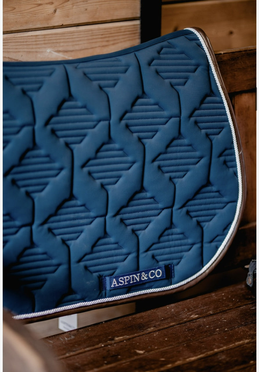 Ultra Comfort Saddle Blanket Jumping