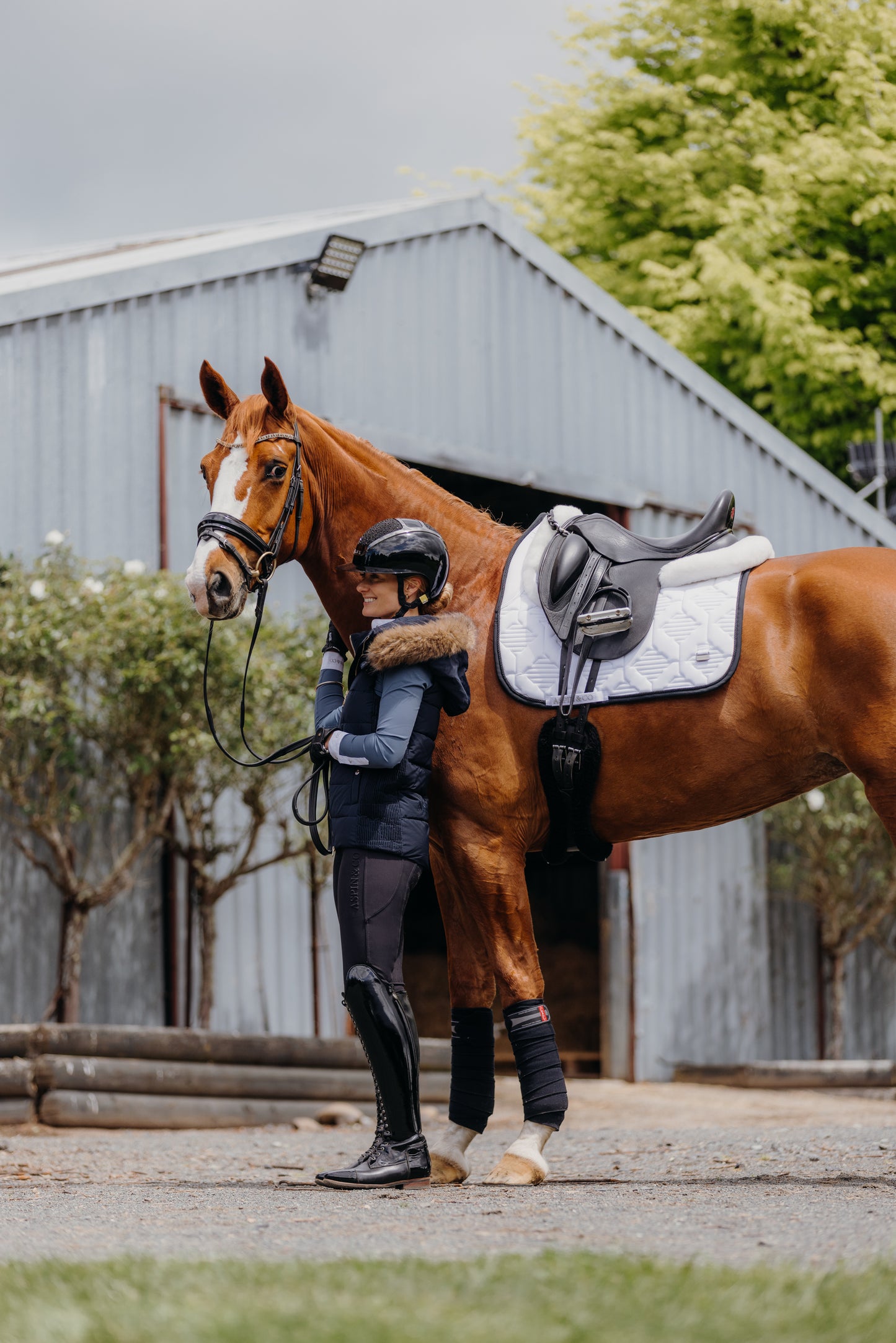 Aspin & Co Luxury Vest
