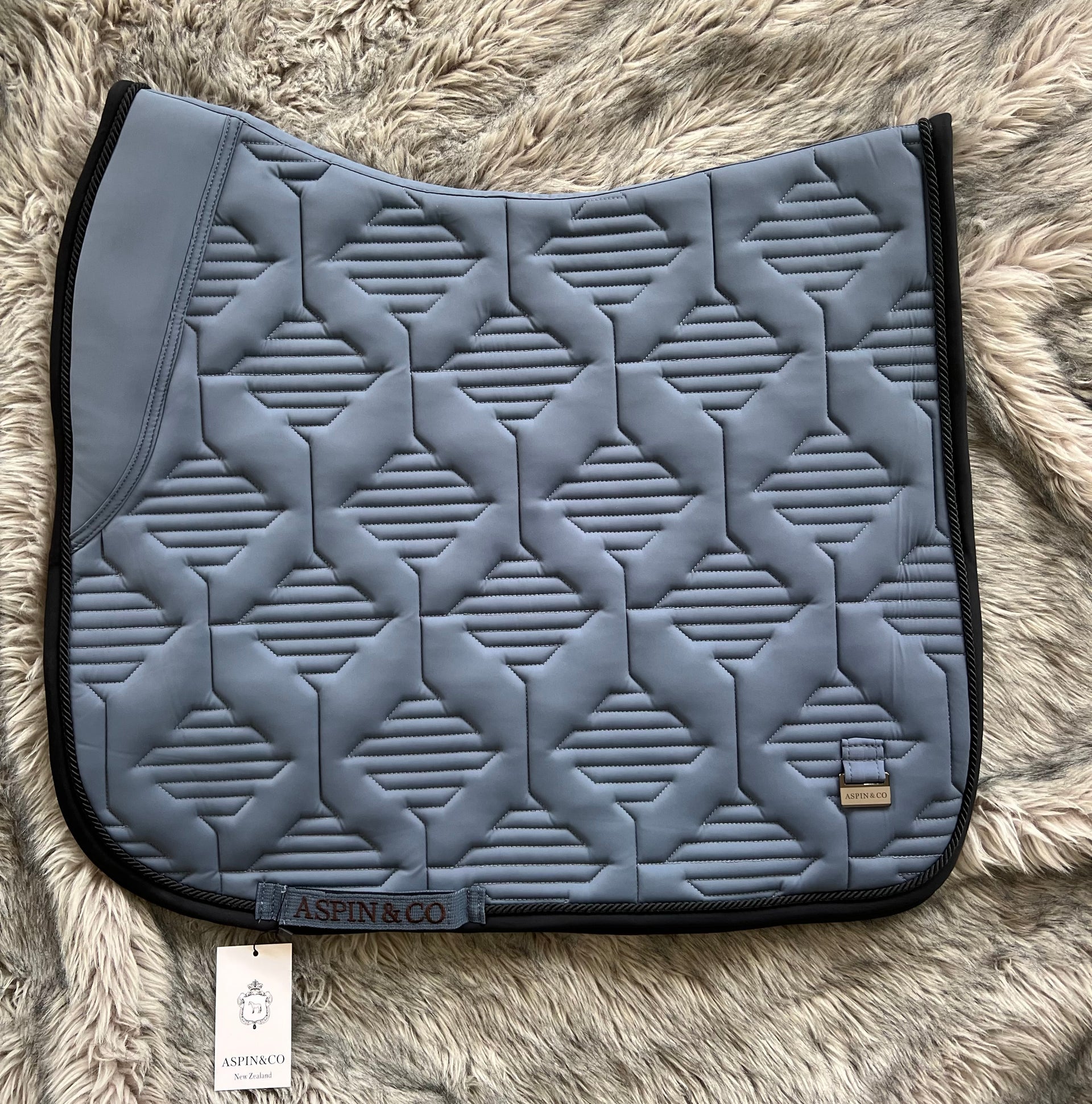 Ultra Comfort Saddle Blanket Dressage