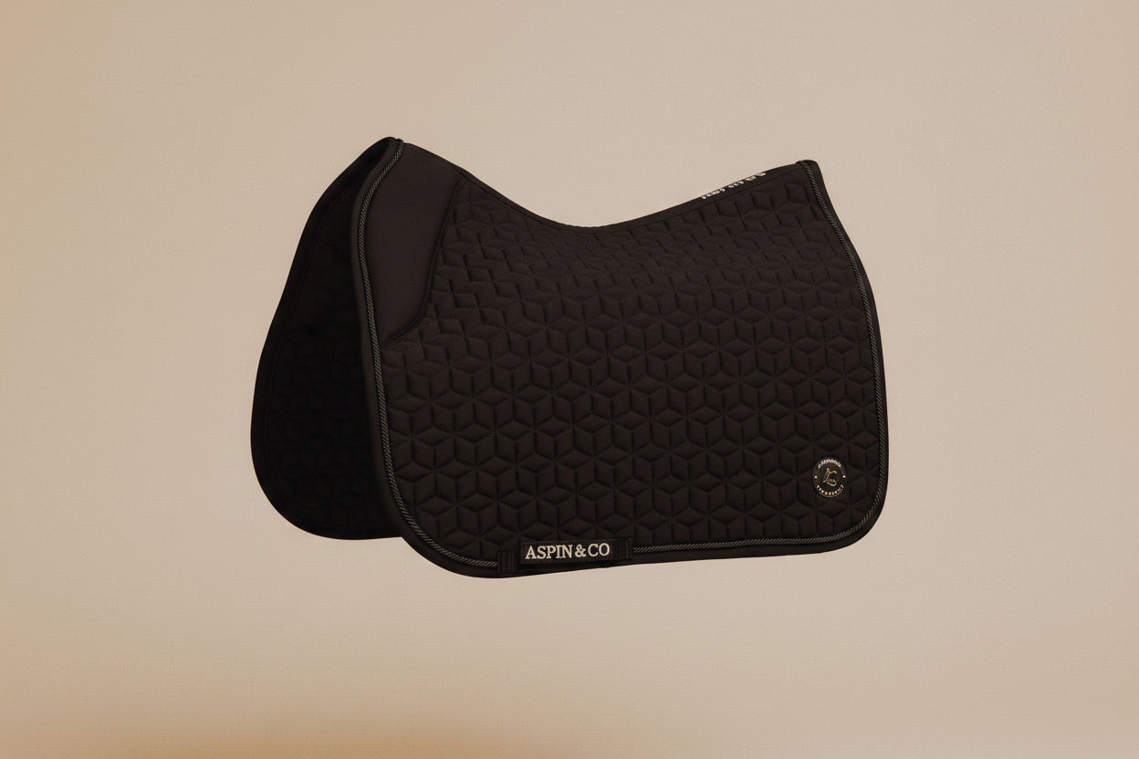 Black: Dressage saddle pad (Full)