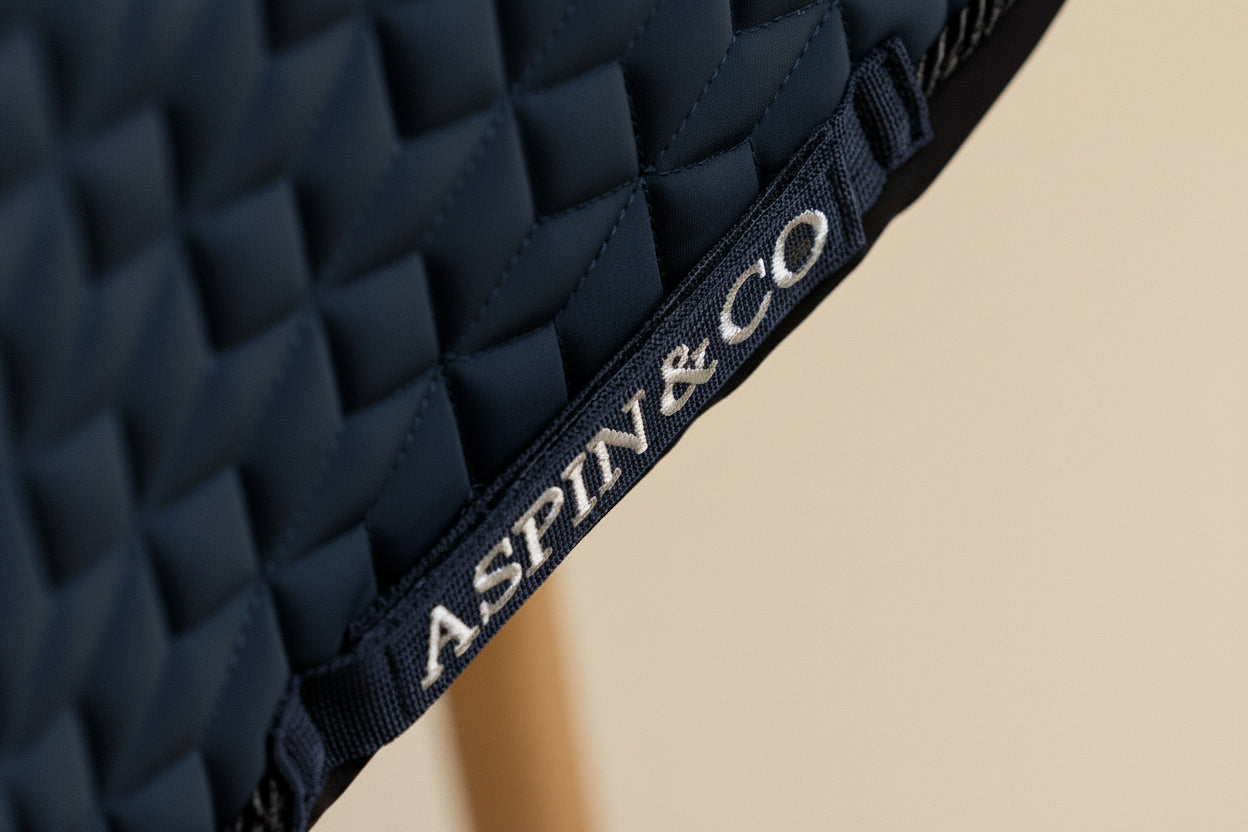 Ink & Black: Dressage saddle pad (Full)
