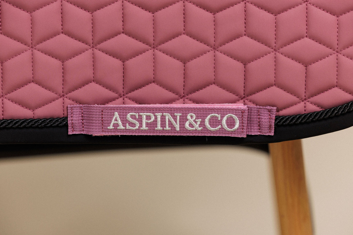 Dusky Pink: Jumping / GP Saddle pad